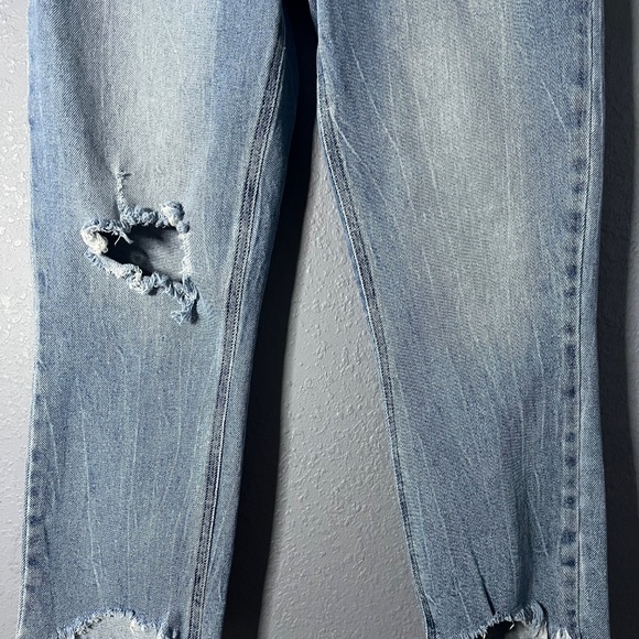 Abercrombie & Fitch Mom Jeans Womens 27/4s Short Distressed Frayed Hem High Rise - Picture 2 of 9